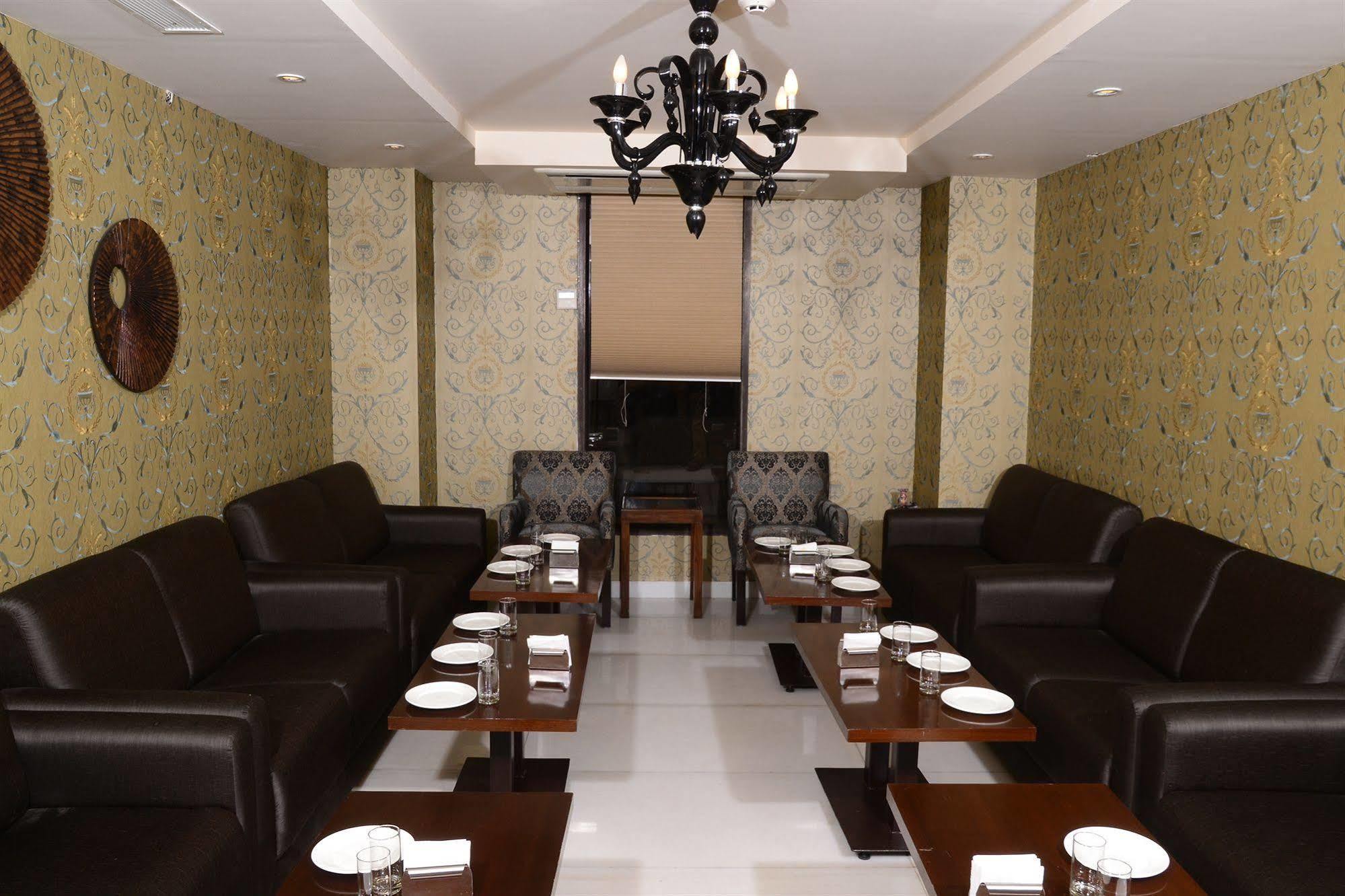 One Earth Avaas Hotel Amritsar Ngoại thất bức ảnh